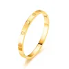 Exquisite and Elegant Womens Bracelet Cart Chain Korean Fashion Temperament Rose Gold Couple Eternal Ring Full