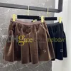 Luxe fluwelen rokken metalen letter lage taille korte jurken modeontwerper mini shorts rokken sexy geplooide jurk