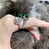 Top qualidade de três pedras Mosan Diamond Ring Water Grow Emerald CZ 925 Sterling Silver Party Wedding Moissanite Rings for Women Promise Birthday Jewelry Gift 03