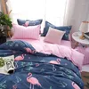 Sängkläder set Cartoon Blue Flamingo Set 2/3pcs Leaf Mönster 3D Bed Däcke Cover Kuddväskor Barn Barn Bekväma täcken