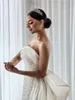 Moderna pärlor sjöjungfru bröllopsklänning Bow-Tie Detaljer Brudklänningar Backless Satin Brudklänning för kvinnor Vestidos de Novia