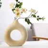 Vases Modern Style Ceramics Vase Round Donut Hollow Art For Livingroom Artificial Flower Arrangement Pot Desktop Decor