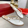 Caovilla Rene Slippers Pearl Water Diamond Decoration Designer Desorter Shoes Fashion Factory Quality Caruad Beach Sandals Flip Flops DH 20