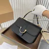 10A Fashion Piko Crossbody Women Bull Borse Designer Bags per Lady Leather Gendenger Borse Messenger Shopping Chain Borse Borse 231115 Mrle