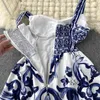 Dames vneck roodblauw en witte print spaghetti riem vakantie maxi jurk zomer runway bloemen print vakantie lange gewaden 240514