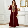 Sukienki swobodne Abaya dla kobiet mięśnia jesień/zima aksamitna sukienka Dubai Arabska moda na imprezę