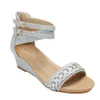 2024 Sommer Sandalen Frauen Flash Diamond Römische Schuhe Keilheel Fashion Dark Muster Cross Gurte Zip Ladies Party Berufung SAA