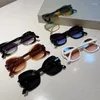 Солнцезащитные очки Каммпт негабаритные круглые женщины 2024 Стильные винтажные бабочки конфеты оттенки цвета