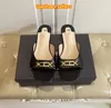 Tom Sandals Luxury Cuir Metallic Flats Talons glisse Mules Luxe Claquette pour femmes Chaussures d'été Femme Slippers Woman Sandles Sliders Shoe
