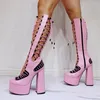 Boots Girl Pink Leather Elastic Band Crossed Fixt Cutout Knee Square High Heel Super Platform Stage Sandale d'été ardente