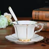 Fincan tabaklar kemik çin kahve fincan seti Avrupa seramik çay güzel kupa kahvaltı ev dekor ofisi caneca içecek eşyası