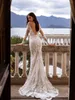 White sirène mariage applications élégantes robes de mariée sans dos en arrière à manches longues