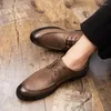 Chaussures habillées en cuir masculin épais fond gros orteil derby coréen classique décontracté simple lésure formel