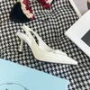 NOUVELLEUX FORCE POINTOTS STILANTOS BUSINESSAUX Talons de brevet en cuir décontracté avec talons de 7 cm, conçus pour des chaussures habillées de femmes professionnelles, tailles 35-40