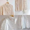 Blouses pour femmes chemise de chemise en dentelle blanche vintage Femmes Spring Bouton Bouton Top féminin Collier Crochet Hollow Casual 12928