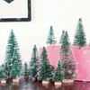 Party Decoration 25 PCS Miniature Artificial Christmas Trees 5 Storlekar Sisal Silk Wood med träbas för DIY -hantverk