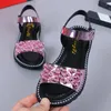 Girl d'été Rhineston Sandals enfants Fashion Fashion Berce Patent Leather Princess Party Party Party Fory Big 240506