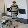Sukienki imprezowe 2024 Summerka Koreańska wersja długa sukienka bawełniana damska luźna swoboda, prosta koszulka w paski duża