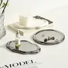 装飾的な置物Ahenderjiaz Nordic Cloud Ceramic Plate Jewelry Storage不規則なトレイベッドルームリビングルームホームデコレーション