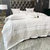 Bettwäsche Sets weiße Licht Luxus -Chic Stickerei 60er Jahre Satin Seiden Baumwollset Doppel Bettbedeckungsbett Leinen Kissenbezüge Home Textile