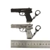 Afneembaar pistoolmodel Semi -legering QSZ92 Small Pistol Pendant Performance Prop speelgoedpistoolpistool kan niet schieten