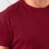 Tasarımcı T Shirt Yeni Şık Düz Üstler Fitness Erkek Tişört Kısa Kollu Konforlu Kas Joggers Vücut Geliştirme Tshirt Erkek Spor Kıyafetleri İnce Fit Yaz Top 539