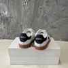 Дизайнерская обувь мода Bryce Love Little White Shoe Runway Isabel Paris Marant Sneaker Beth Grip-ремешка Кожаная лавочная крышка Brycy Beth Logo Logo Кожаные замшевые кроссовки 35-40