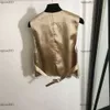 Tasarımcı Trailtsuits Kadın Marka Marka Giyim Yaz İki Parça Set Moda Nakış Mektubu Logo Bayanlar V Neck takım elbise yelek ceket kız geniş bacak pantolon 13 Mayıs