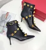 Varumärkesdesigner Boots Lace Up Classic Ankel Boot Martin Women Black Leather Combat High Heel Winter Booties Kvalitet med Box2968585