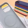 iPhone 12 Pro Maxのアニメーション液体シリコン磁気電話ケース