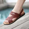 Sandálias de verão homens sapatos casuais masculinos romanos Flips de praia Moda confortável Slippers ao ar livre Tamanho 37-45 F831