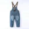 Overalls childrens denim byxor baby pojkar och flickor denim jeans mjuk småbarn kläder baby denim jeans 9m-3t d240515