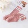 Barnstrumpor Sailor Style School Girls Knee High Socks Spring and Autumn Double White Randig Design Childrens Tube Socks Girl Leg Warm Baby ProductsL2405