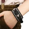 Bracelets de charme anéis de mão Acessórios de jóias de design de moda Correntes rebitam pulseira de couro pu de couro coreano coreano pulseira