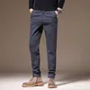 Pantaloni da uomo Nuovi morbidi cotone lyocell tessuto pantaloni casual uomini spessi affari grigio slim bunta abbigliamento corea pantaloni maschi di grandi dimensioni 28-40 y240514