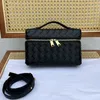 Dokum Tote Çanta Vanity Case Makyaj Çanta Kozmetik Çanta Tasarımcı Makyaj Çantası Çift fermuarlı Crossbody Bag Banyo Tuvalet Çantası Makyaj Kılıf Omuz Çanak Çantası Siyah