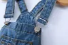 Overaller 0-8t Spring Kids Sammantaget ultratunna byxor pojkar flickor hängande bib denim byxor barn jeans jumpsuit barnkläder d240515