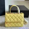 Bunte Buchstaben Pailletten Dekoration Designer Mini Trendy Bag Tote Lambskin Leder Gold Hardware Matelasse Kette Luxus Frauen quadratische Schulterhandtasche 20 cm