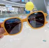 Nouveau enfant lunettes de soleil colorées bébé extérieur street snap mode lunettes de soleil uv protection plage de soleil