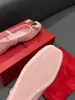 Mode kvinnor balettlägenheter raden elastiska sandaler Italien perfekt bowtie-knapp utsmyckad fyrkantig tå rosa napa läder designer ballerinas dans sandal låda eu 35- 40