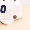 キャップハットレターベビーピークキャップファッション幼児湾曲したイーブ野球帽子の子供アジュッツ可能な屋外サンバイザーコットンキッズボンネットY240514