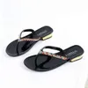 Slipper Beach Shoe Fashion Summer Letni Kapcie klapki z krysztelarstwem Kobiety Sandały Sandały Buty swobodne H83P# 646 S DA5A