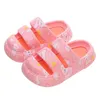 Младшая обувь Летние мужчины и девочки принимают душ в не-южной ванной комнате в помещении для девочек Принцесса детские сандалии тапочки дети 240508