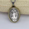 1pcs St. Benedict Médaille Clé Pendants Pendants oxydés St. Benoît Médailles pour collier pendentif contre les bijoux de protection maléfique, cadeaux hommes femmes