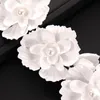 韓国の花の耳を吊るすヘアバンドブライダルウェディングヘッドバンドフォトグラフィーヘッドウェアブライダルアクセサリーブライドメイドギフト卸売