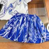 Topp Kids Dress Sets Child Tracksuits Baby Girl Clothes Storlek 100-160 cm Blue Rands Print Short Sleeved Shirt och Khaki Kort kjol 24Feb20
