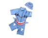 Dwuczęściowy chłopiec jeden kawałek kostiumu kąpielowego kreskówka Shark Shark Swimsuit mały chłopiec gorący wiosenny strój kąpielowy z darmowym pływaniem Capl2405