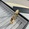 pulseira de designer pulseira v-doud-doud não manchas de parafuso de parafuso mulheres 6 mm de largura 10 braceletes de diamante com chave de fenda Fina de 18k Jóias de ouro