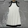 jurken voor vrouw vrouwen tanktop jurk miumm metaal patroon decoratie elegante mouwloze jurk