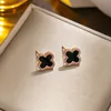 Simple Fashion Lucky Clover Earrings 925 Silver Plated Boutique Designer Ear Stud Fashion Shining Diamond Charm Design Earrings Spring New Love Gift Jewelry